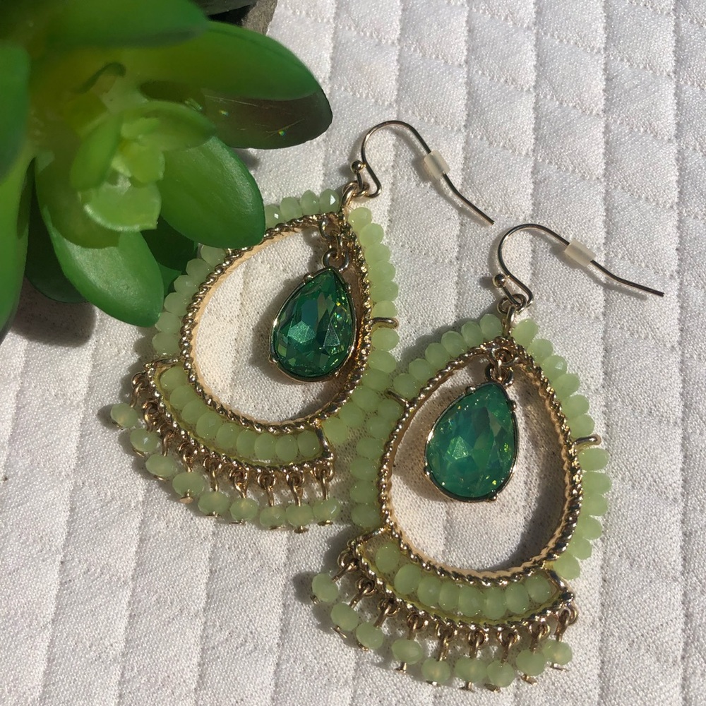 Beautiful Drop Lightweight Statement Piece Earrin… - image 4